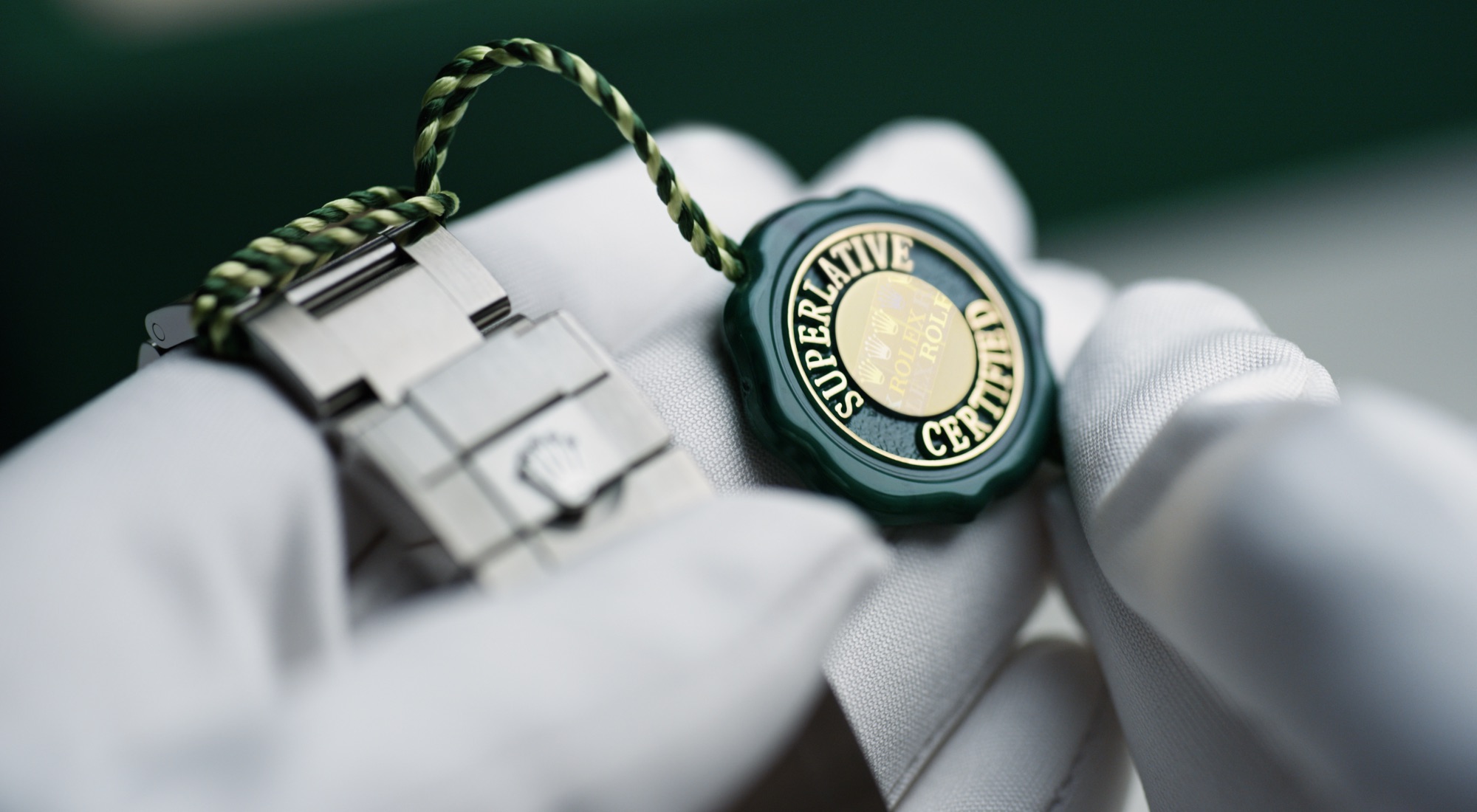 rolex-watchmaking-wmfinalassembly